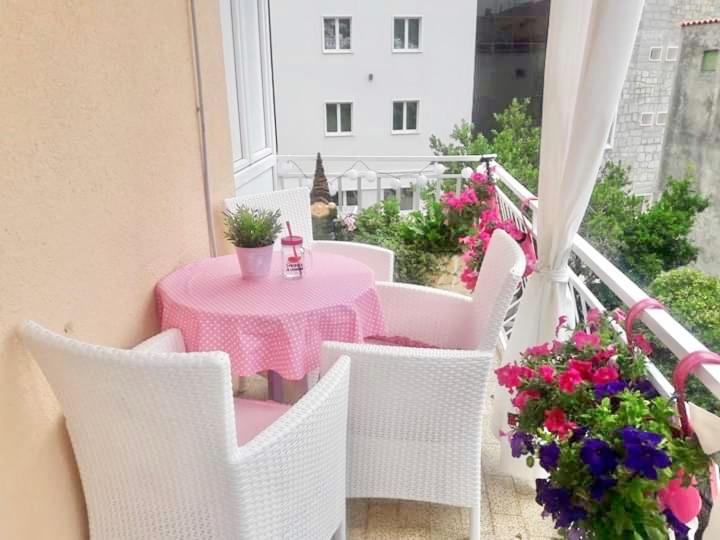 Hotel Nina Baška Voda Exterior foto